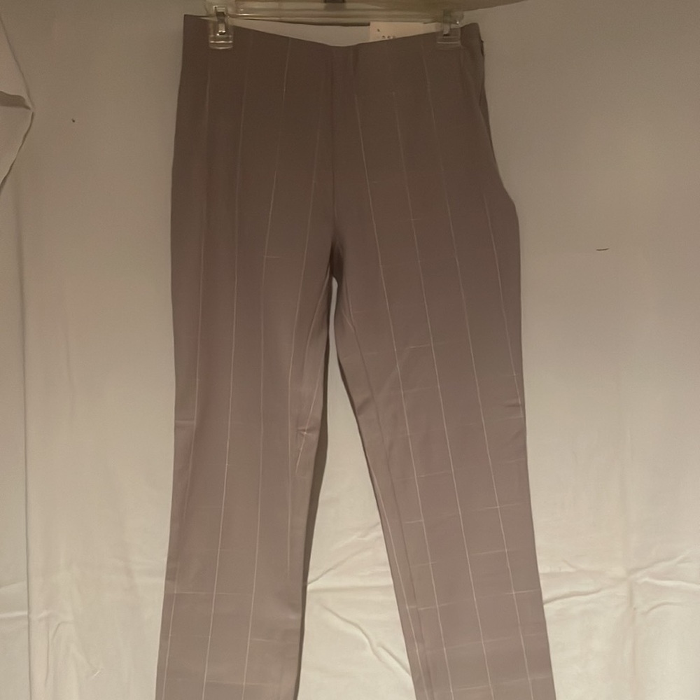 A New Day NWT grey window pane skinny ankle pants